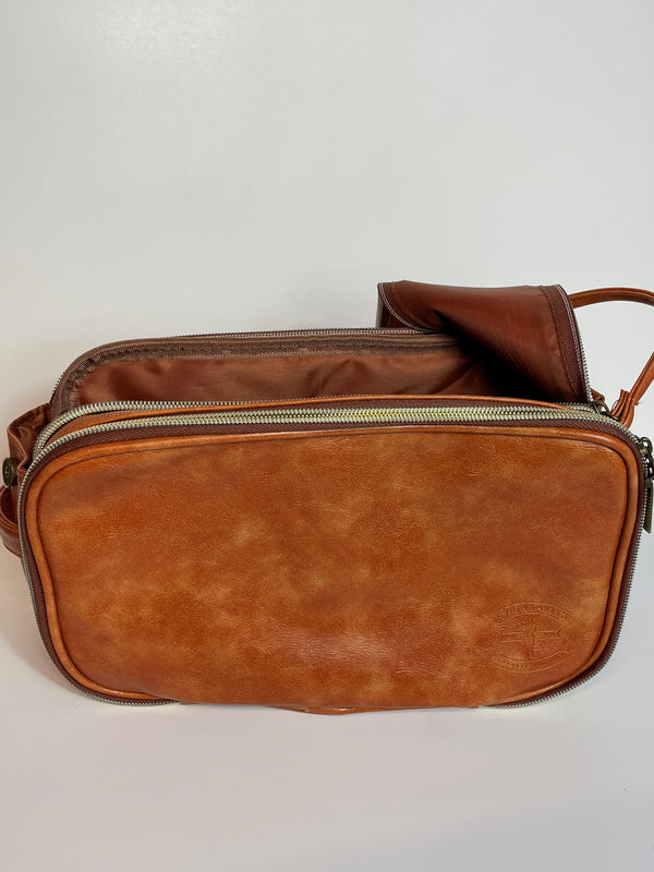Twig & Barry's Toiletry Bag